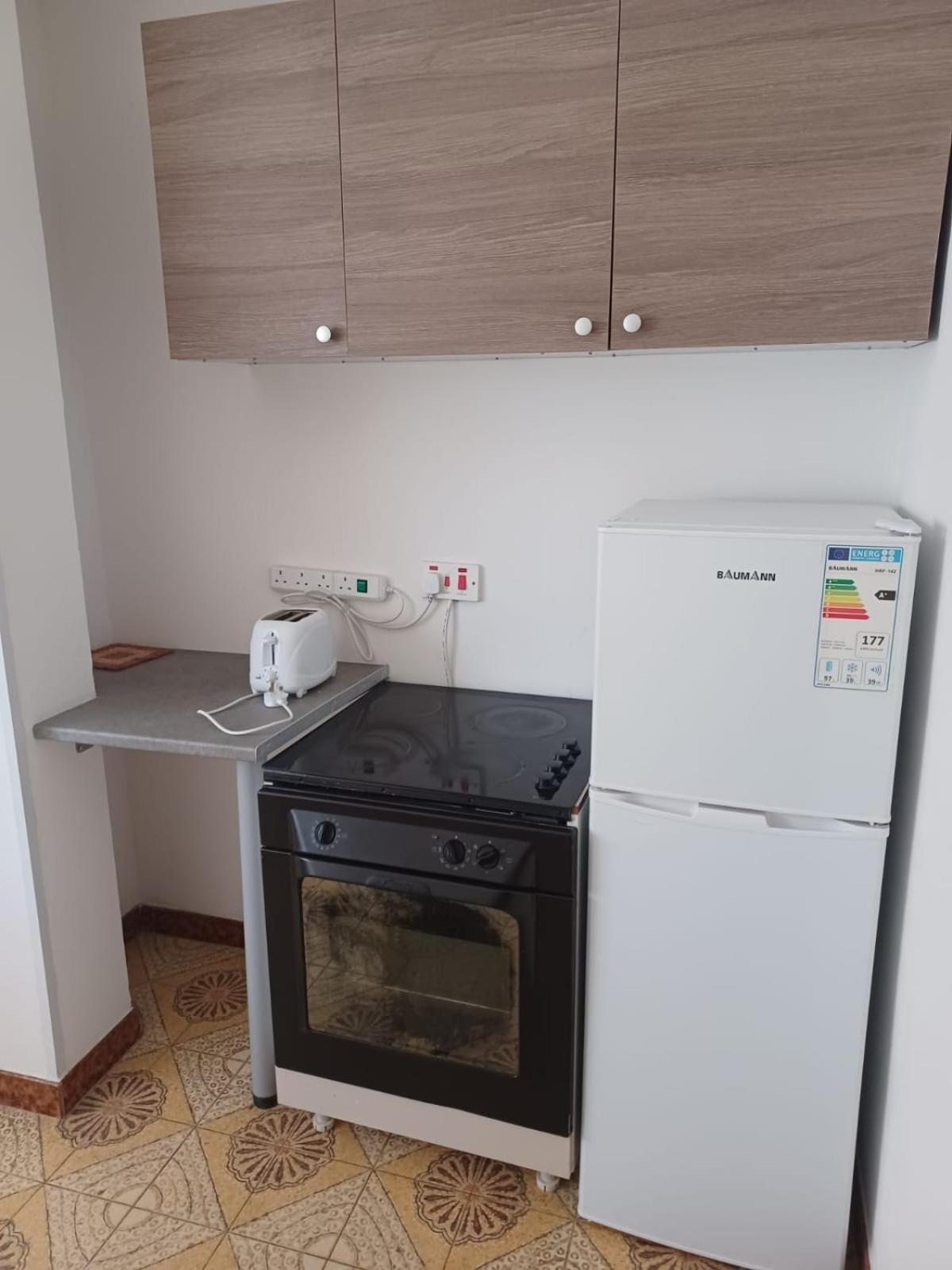 Terpsichore Holiday Apts ليماسول المظهر الخارجي الصورة